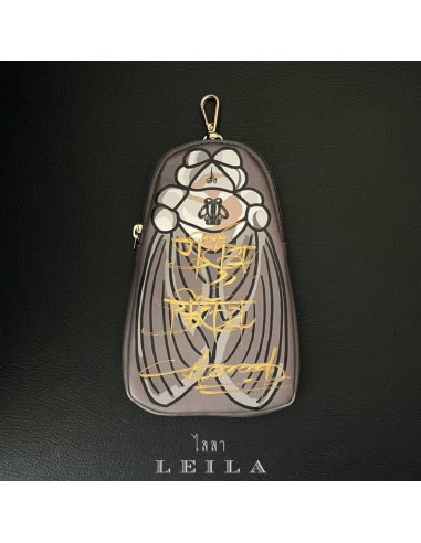 Leila Amulets  กระเป๋าแมลงภู่