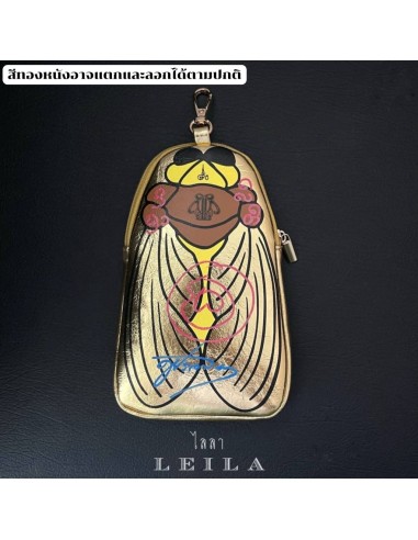 Leila Amulets  กระเป๋าแมลงภู่
