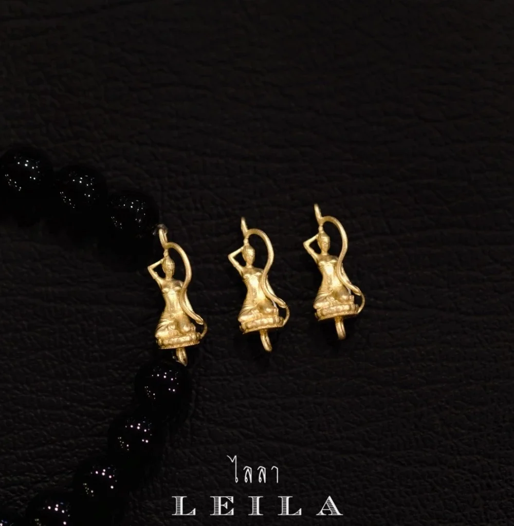 Leila Amulets Mother Earth Squeezed Her Hair