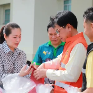 surin04