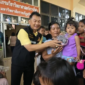 surin09