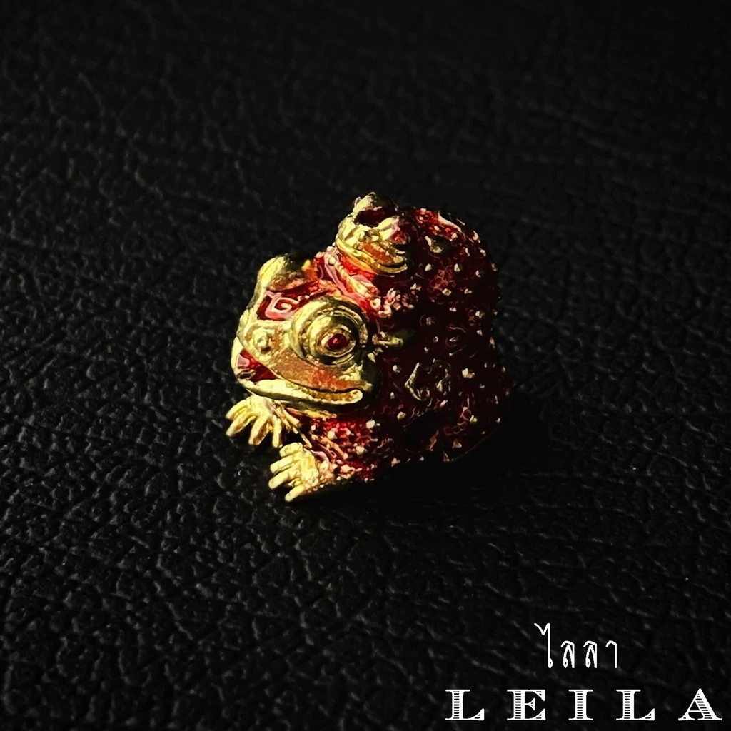 Leila Amulets Toad of Wealth