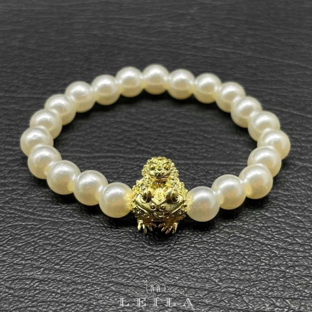 Leila Amulets Toad of Wealth